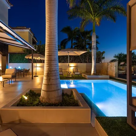 Vista Al Mar Villa *